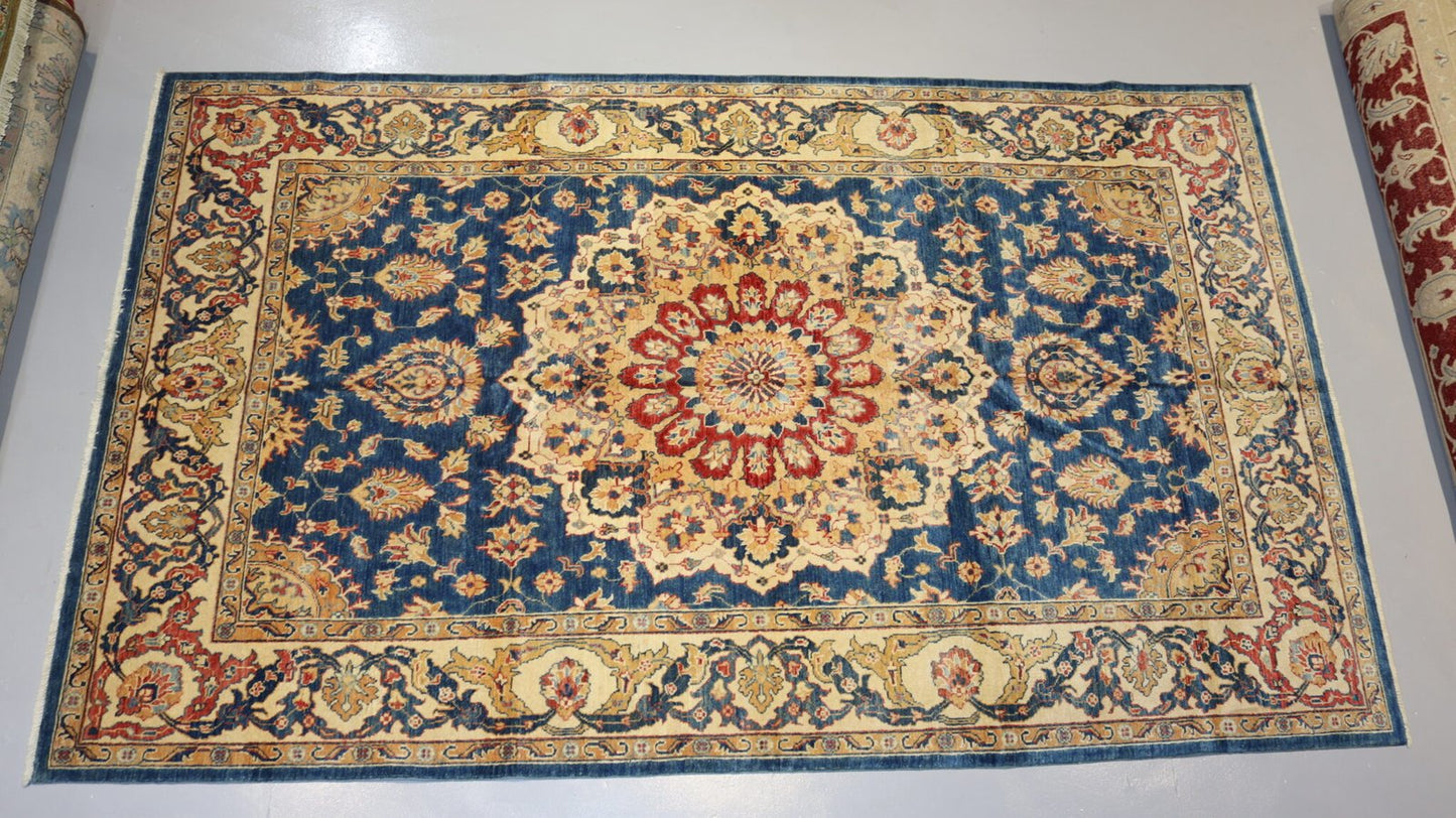 Handmade Rug -9.4X5.8Ft