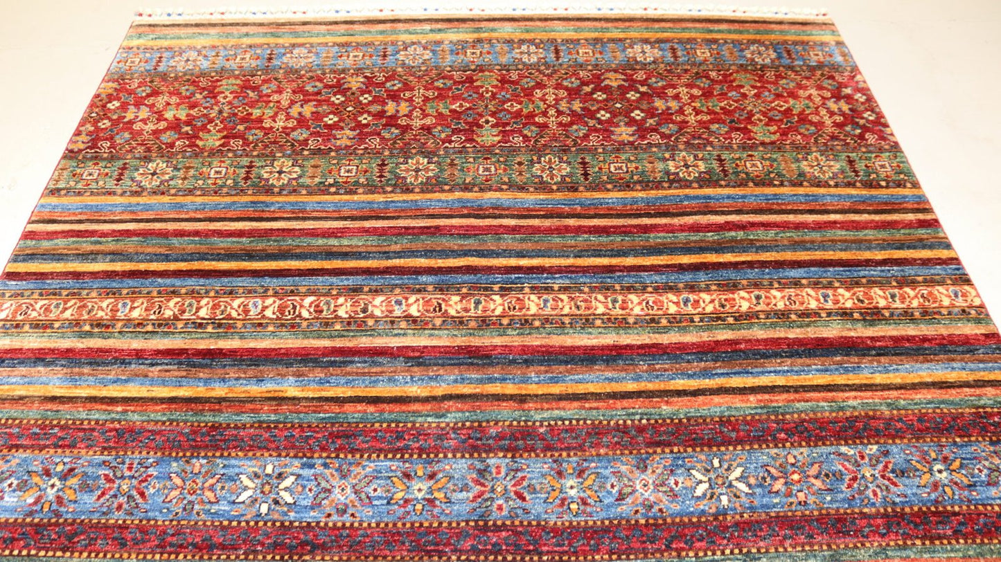 Handmade Khurjeen Design Rug - 8.3×5.5 Ft.