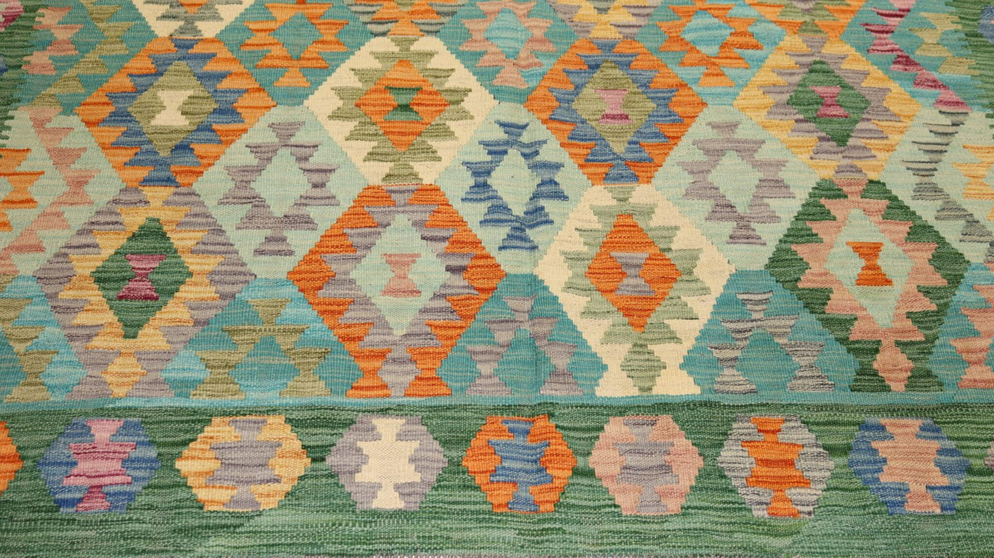 Vintage Handmade Kilim - 8.1×5.9Ft.